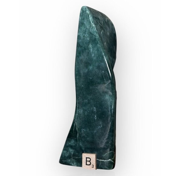 Freeform Jade Sculpture Green Charka Home Decor Accent Piece Over 8 Inches Tall - Picture 12 of 16